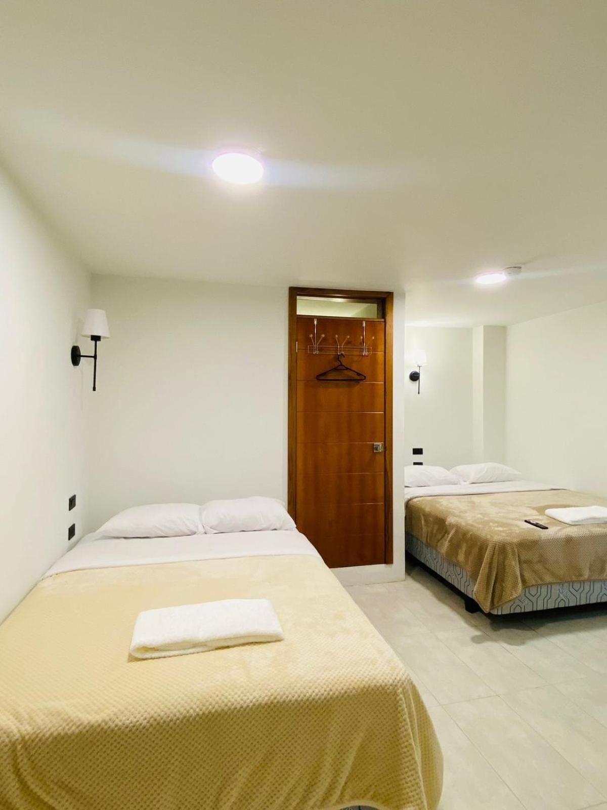 Hotel Bombay Baños Buitenkant foto