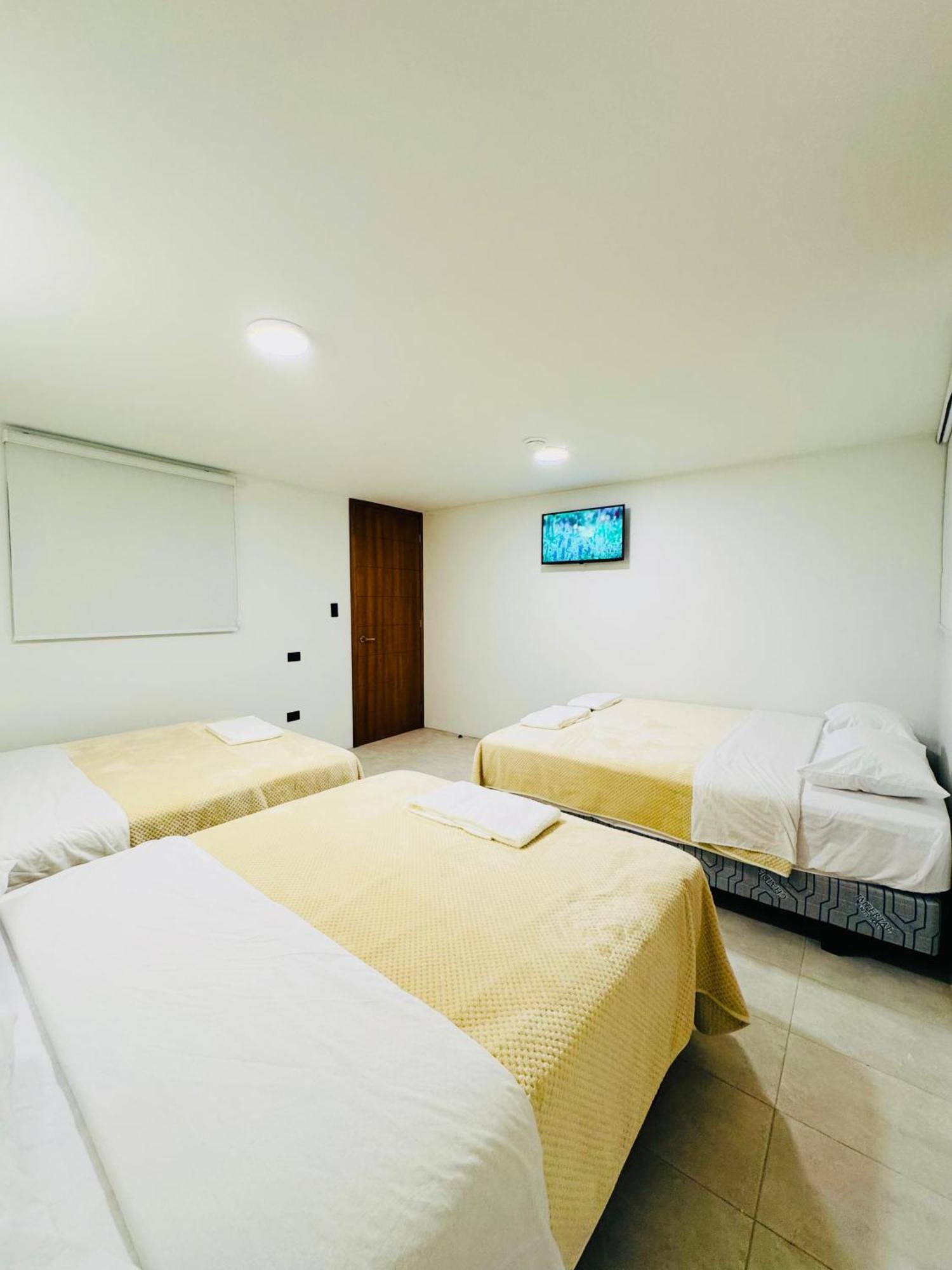 Hotel Bombay Baños Buitenkant foto